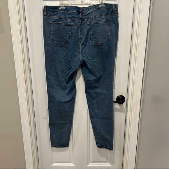 Martha Stewart Women’s Patchwork skinny jeans Size 20W, Medium Blue Denim - Picture 6 of 9